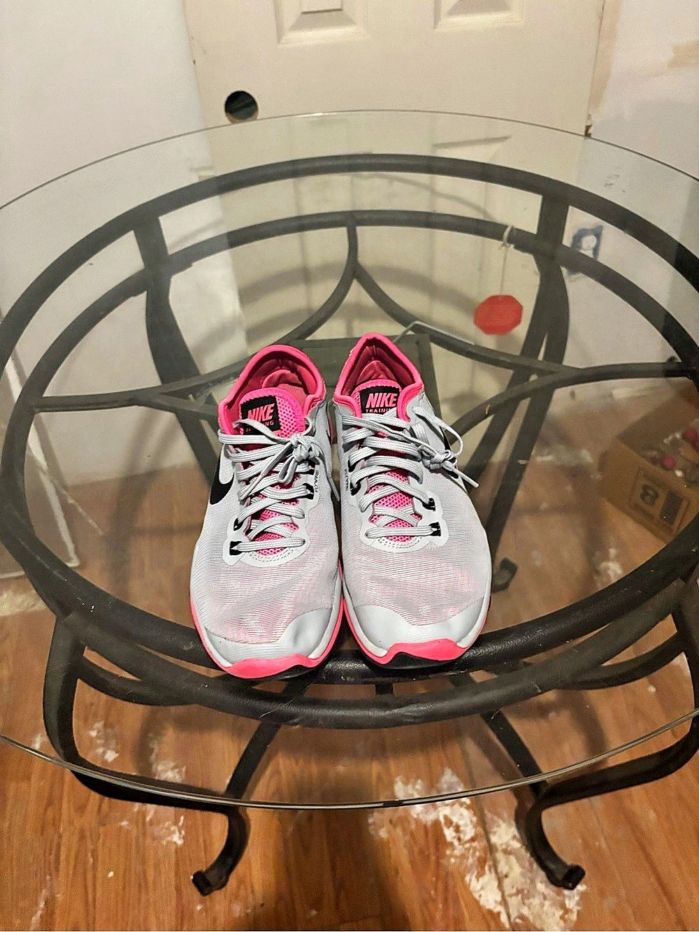 Nike In-Season TR 4 Gray & Pink Athletic Shoes